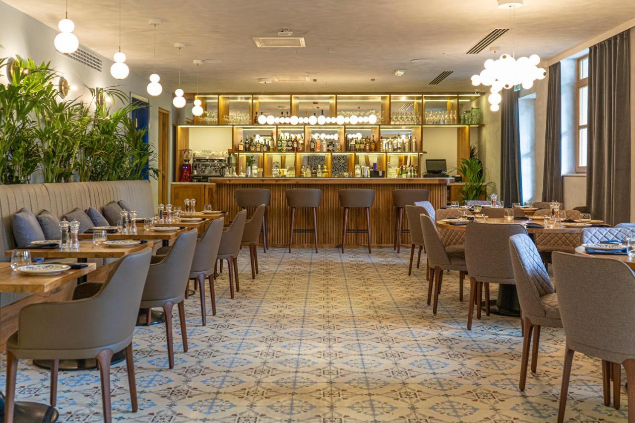 The Blue Fox Hotel Tbilisi Bagian luar foto