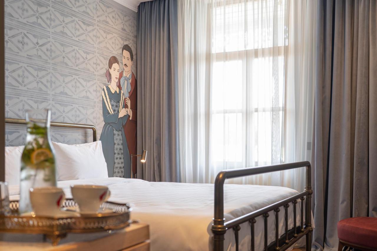 The Blue Fox Hotel Tbilisi Bagian luar foto