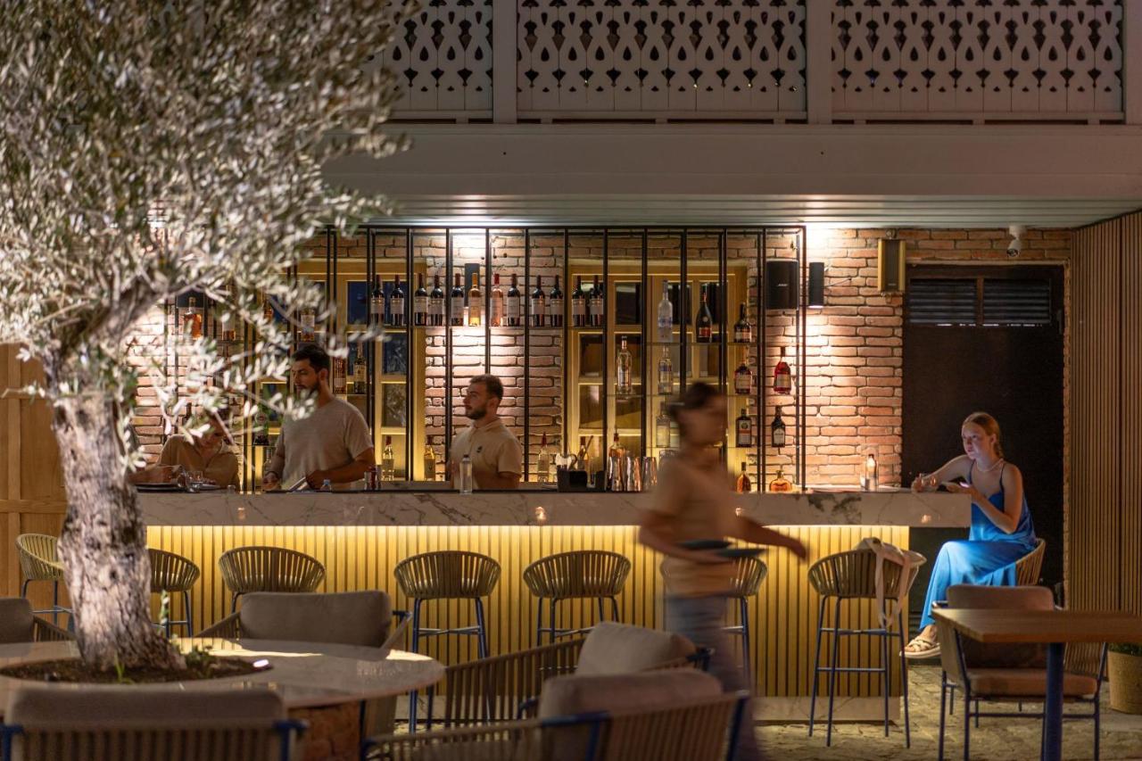The Blue Fox Hotel Tbilisi Bagian luar foto