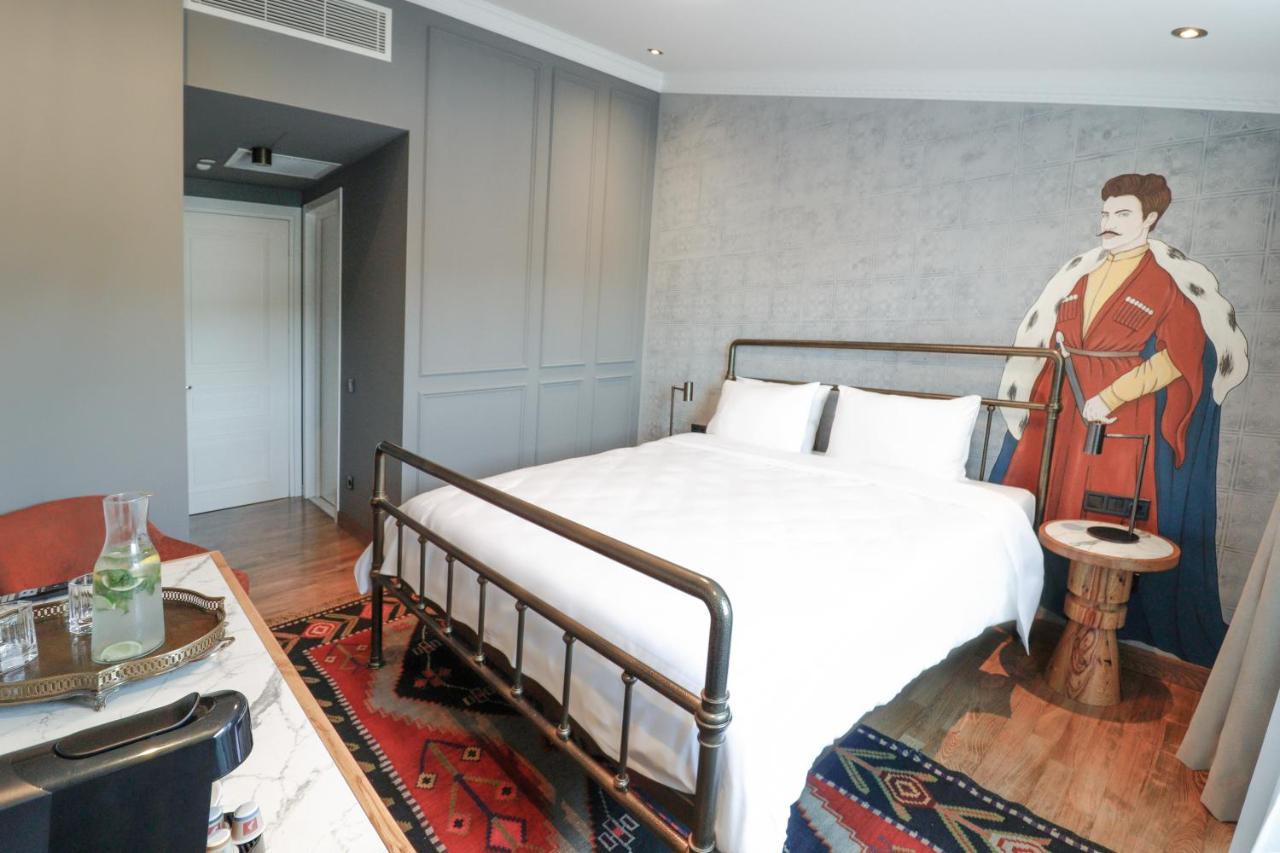 The Blue Fox Hotel Tbilisi Bagian luar foto