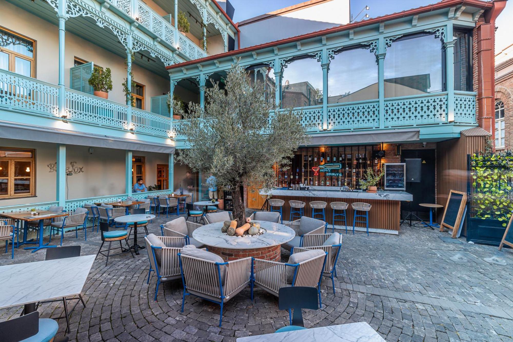 The Blue Fox Hotel Tbilisi Bagian luar foto